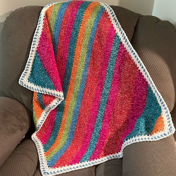 🛍️2476 NEW Hand Crochet Moss Stitch Tye Dye Newborn/Infant Blanket